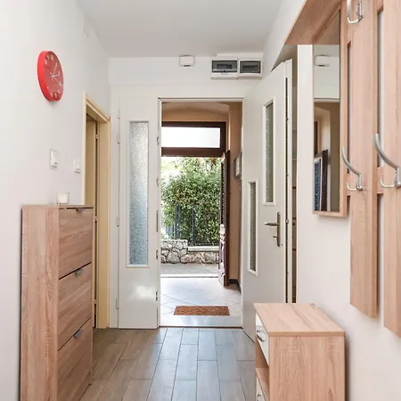 Apartament Seafront *