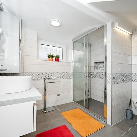 Seafront Apartament Ičići