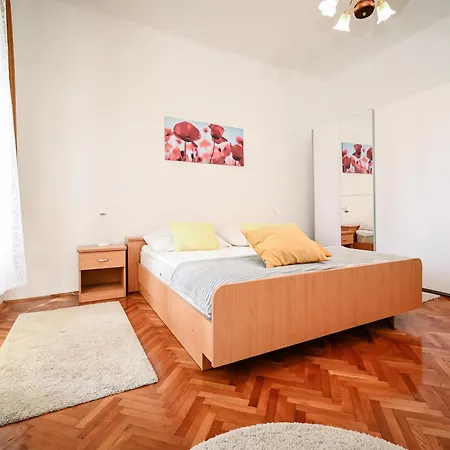 Seafront Apartament Ičići