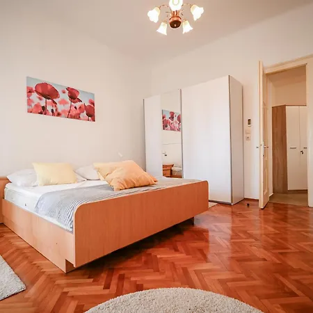 Appartamento Seafront Ičići