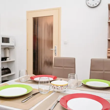 Seafront Apartment Icici