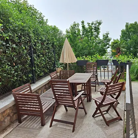 Seafront Apartment *